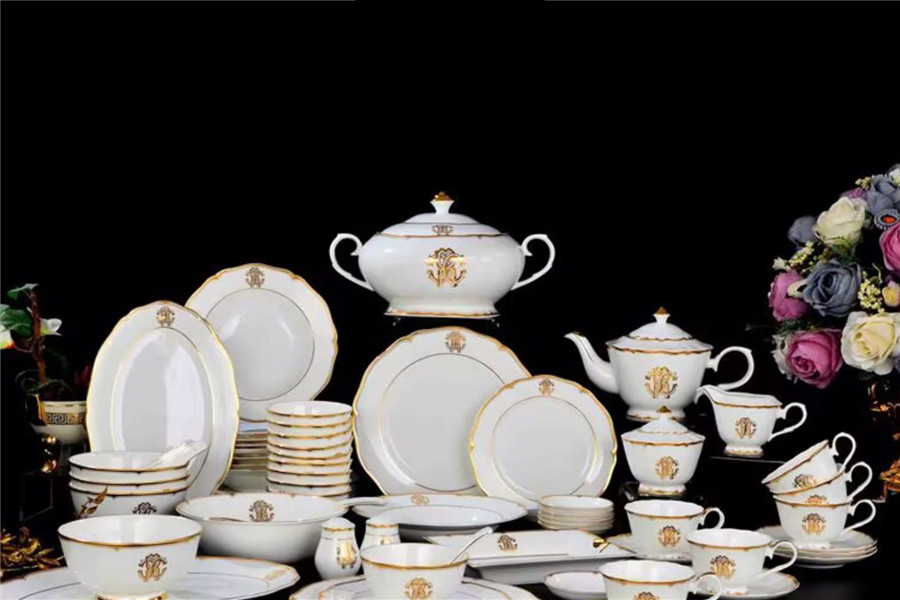 Chinese manufacturer Bespoke luxury bone china best selling in UK