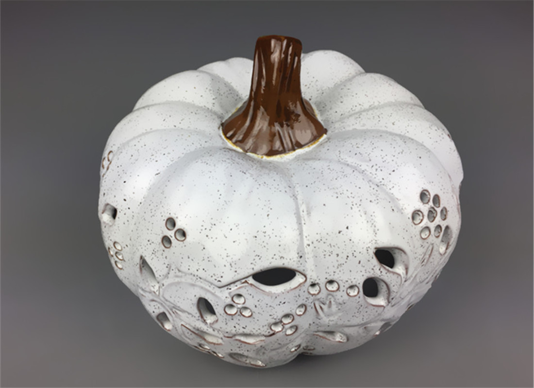 Best ceramic suppliers customized white terracotta pumpkin at wholesale prices