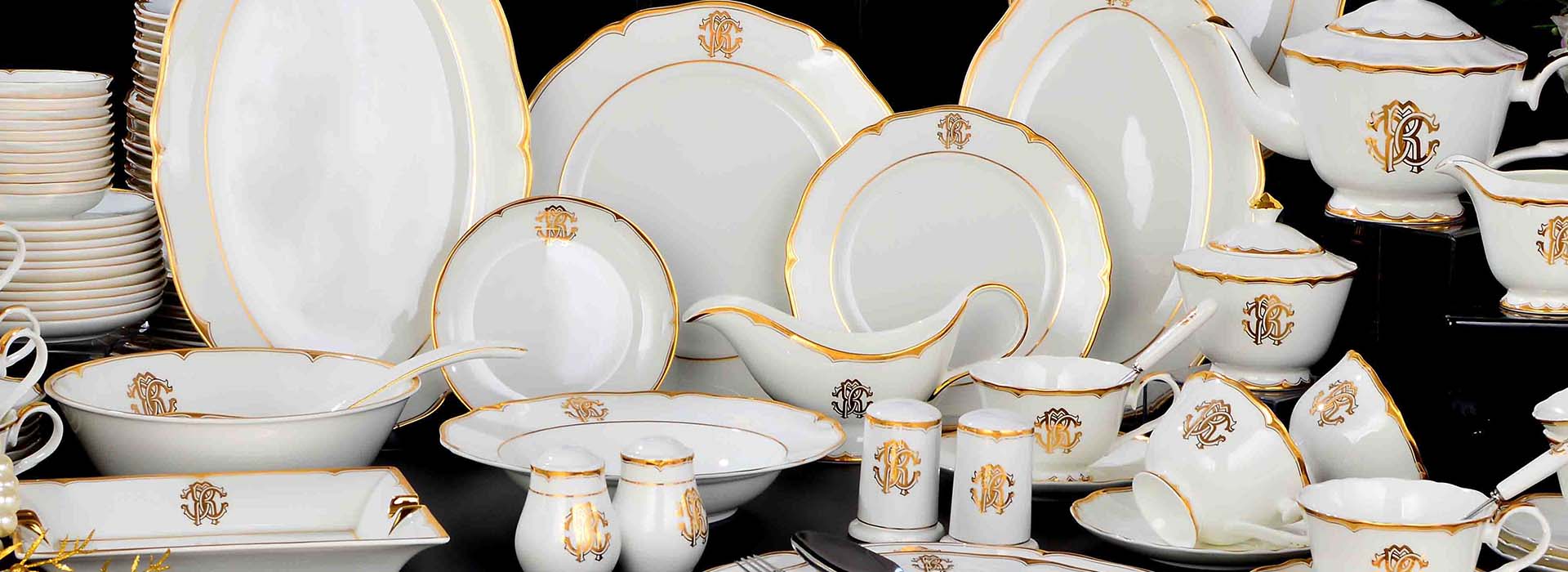 B2B wholesale high end fine bone china dinnerware sets sets best seller in New Zealand