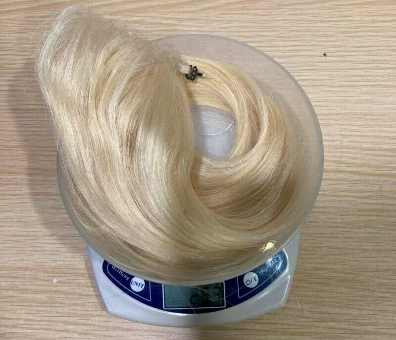 weight comparison full volume hair topper