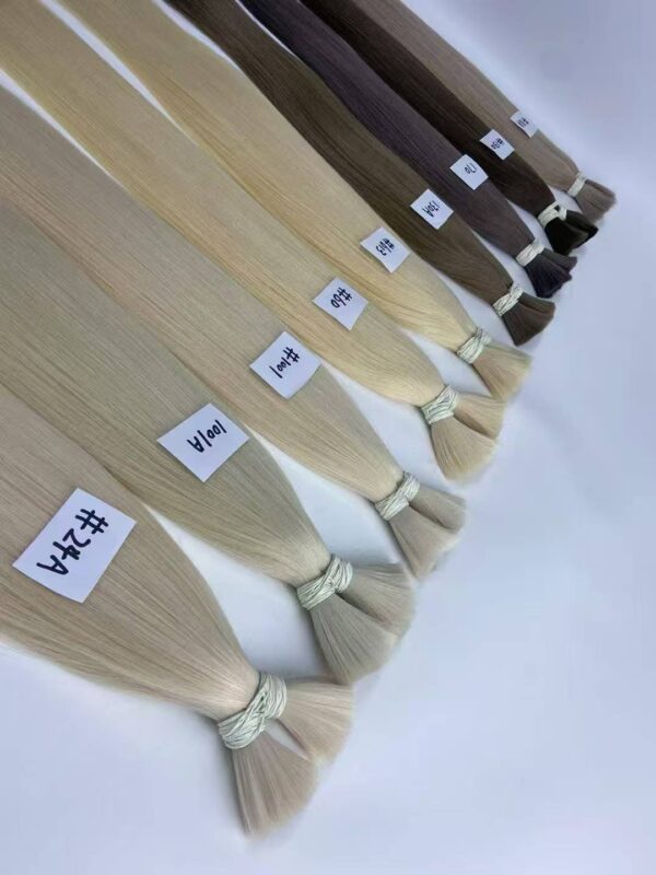 Pure virgin human hair bulk for braiding, featuring cuticle-aligned strands designed for professional stylists.